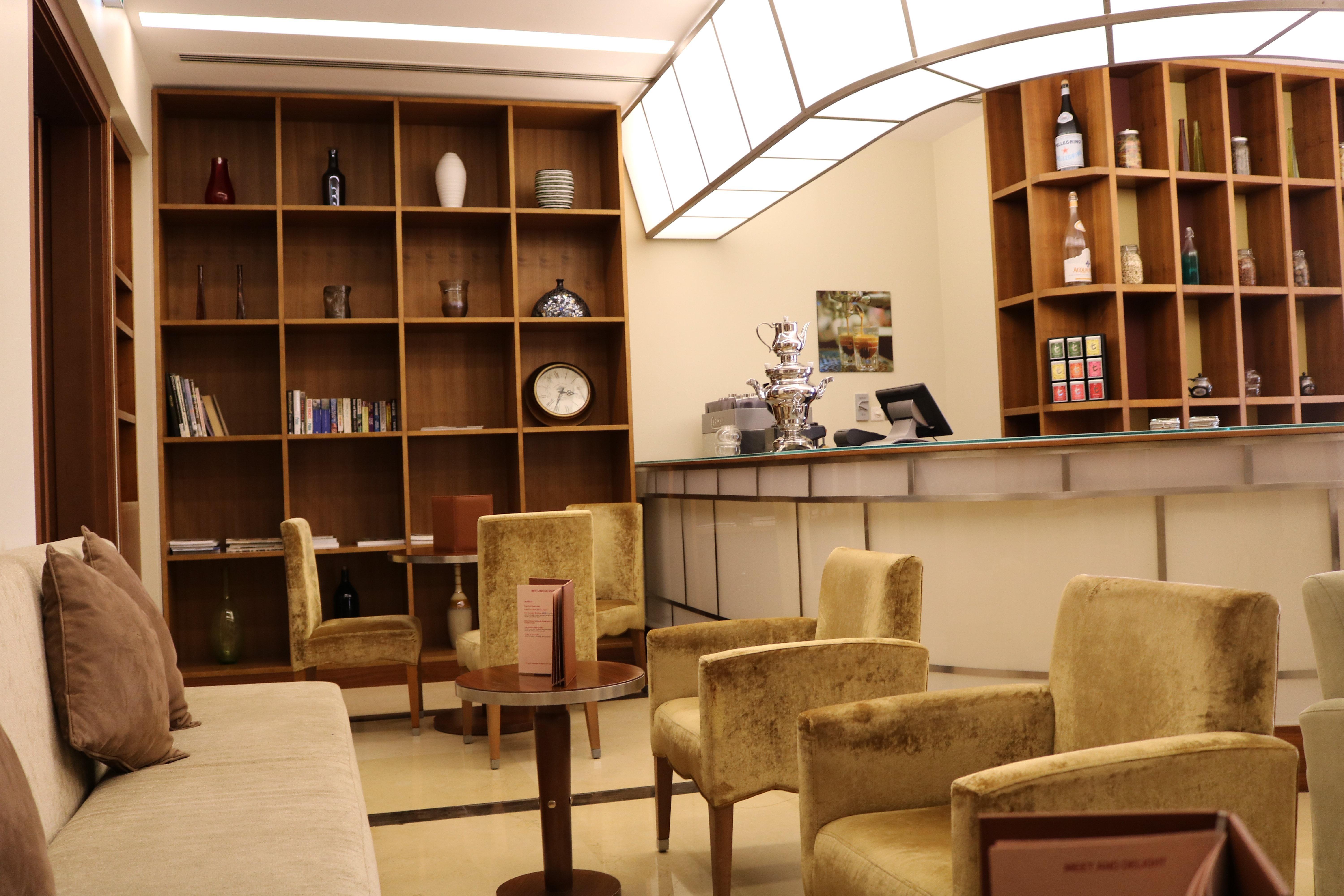 Hotel Crowne Plaza Sohar By Ihg Esterno foto