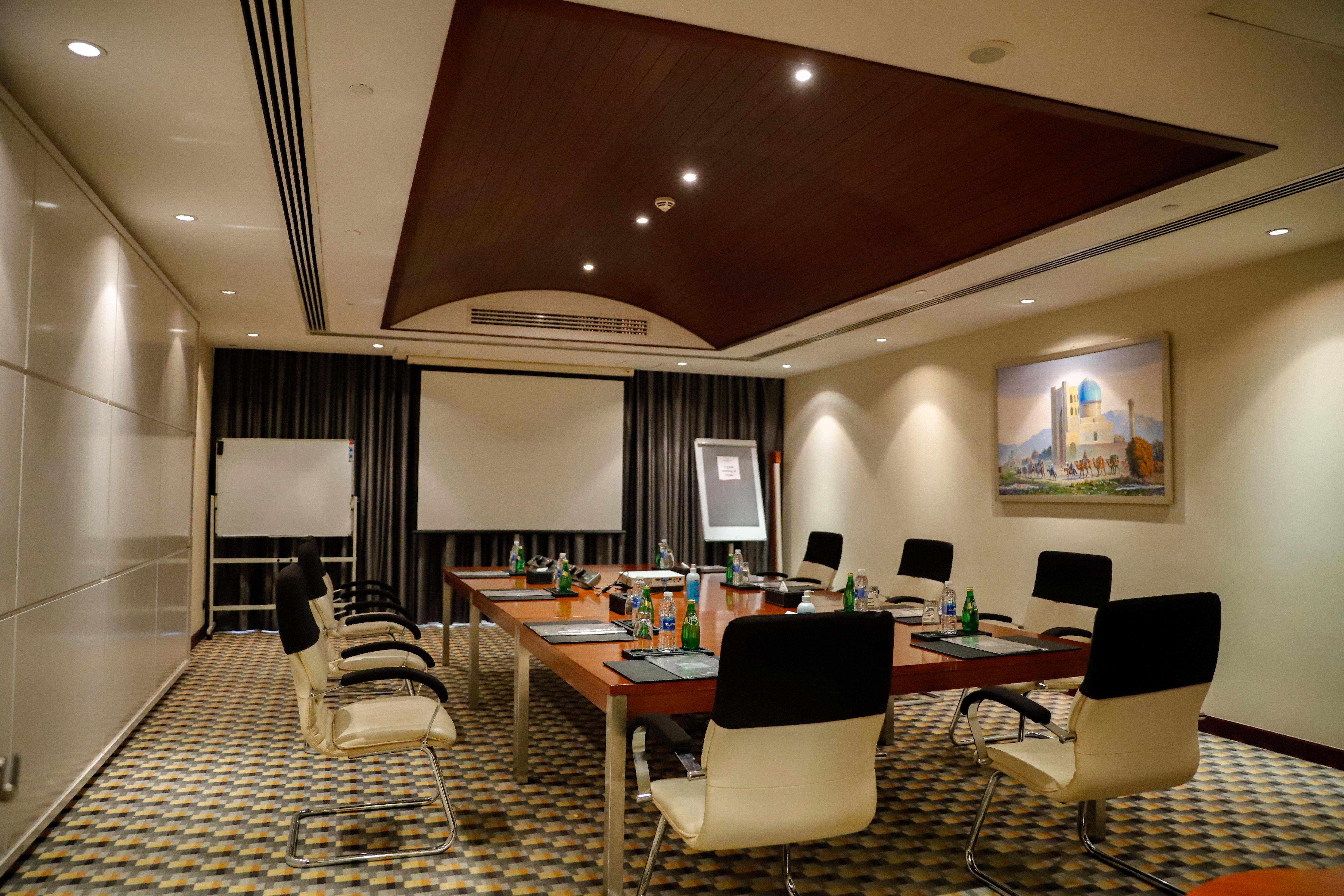 Hotel Crowne Plaza Sohar By Ihg Esterno foto